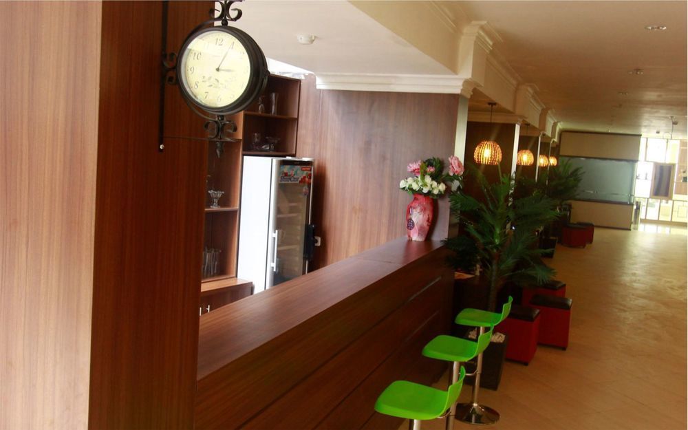 Royal Park Hotel Самарінда Екстер'єр фото